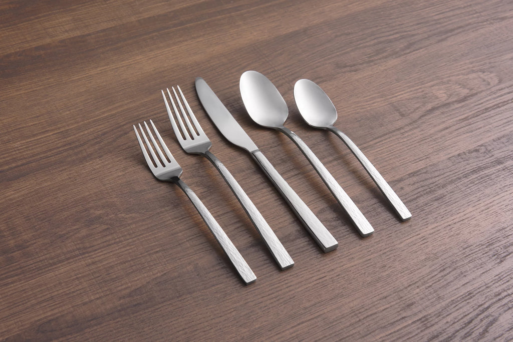 20-Piece Flatware Set K198394
