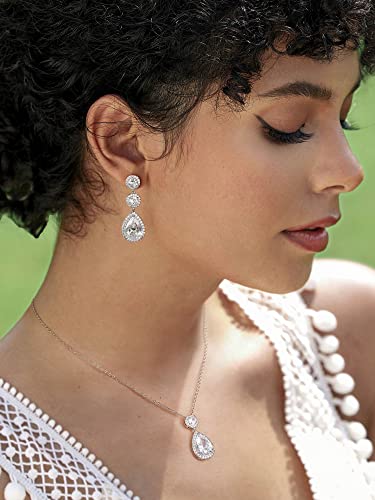 Teardrop Cubic Zirconia Necklace Earrings Set I1111