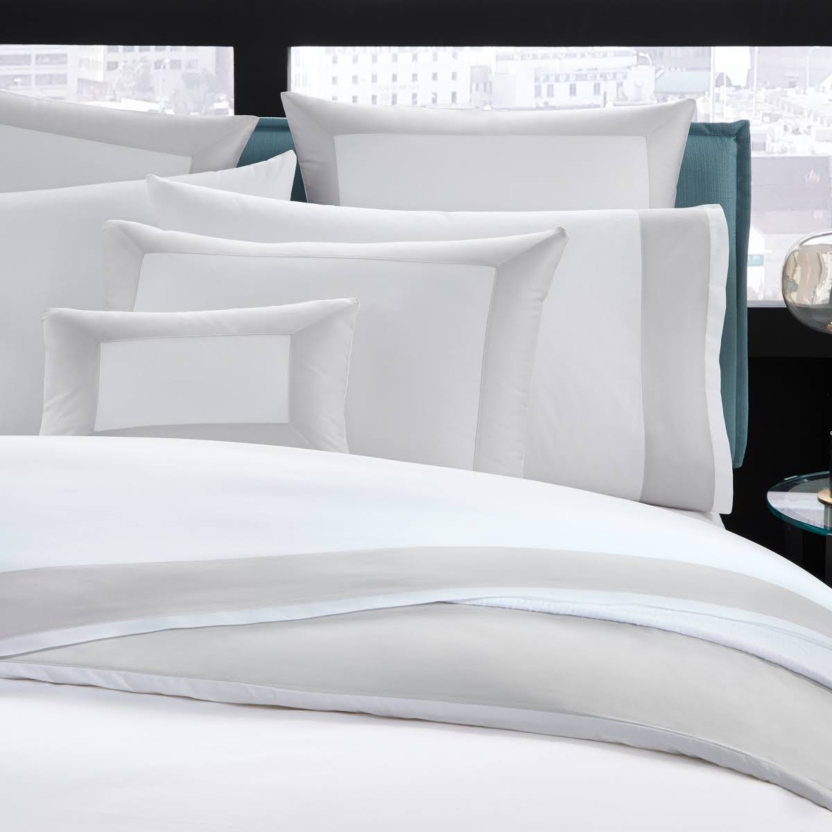 Twin White Duvet Cover H78923