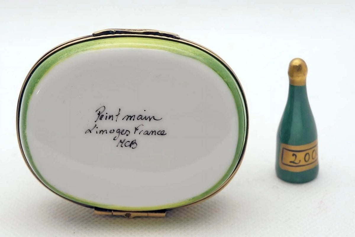 Hand Painted Porcelain Box T9111