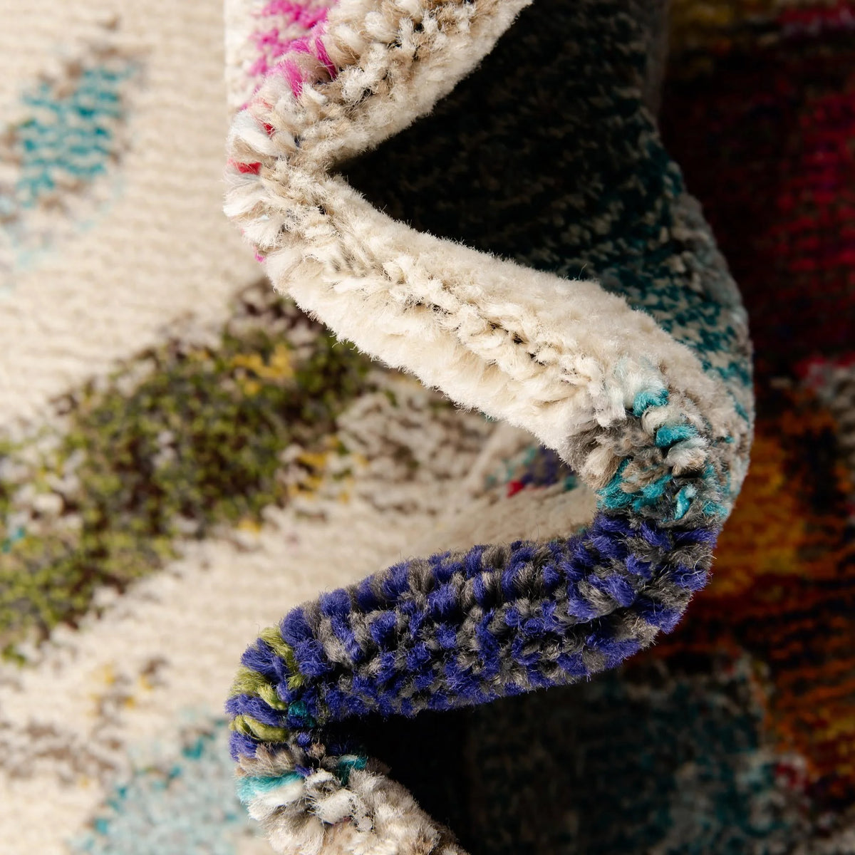 4' x 6' Multi Medium-Pile Rug H439538