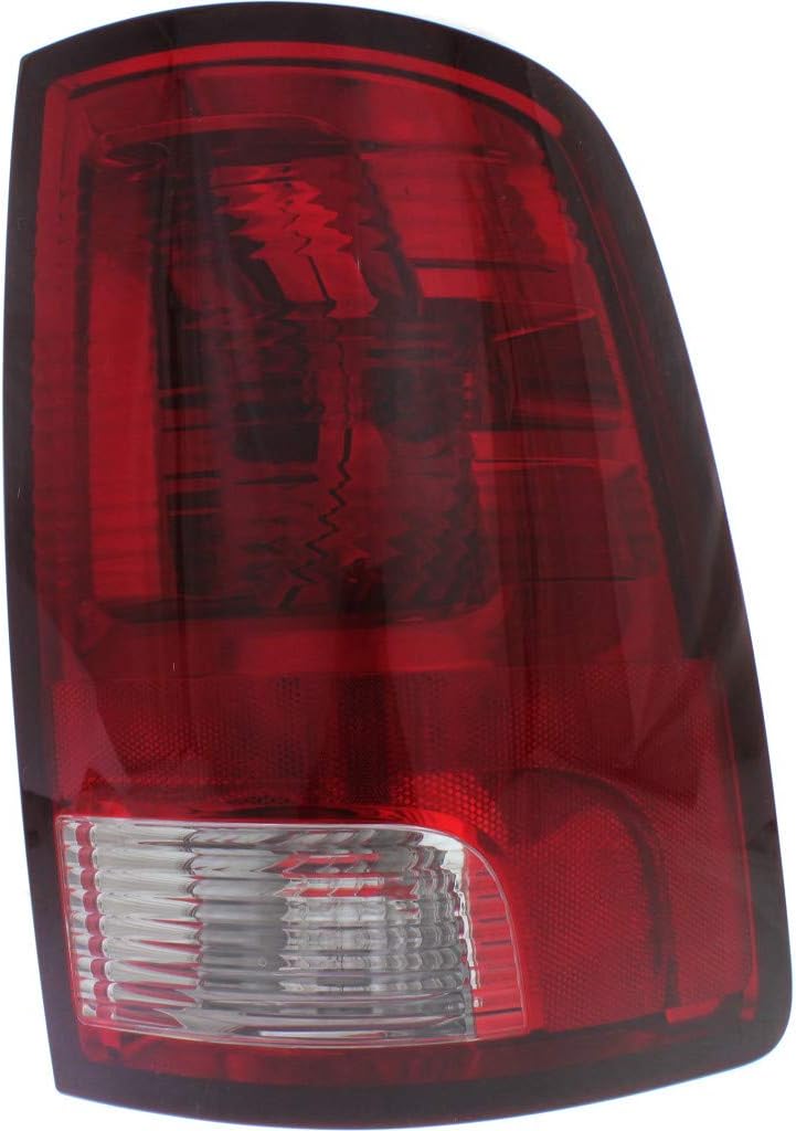 Tail Light Assembly Passenger Side Standard Type Y637557