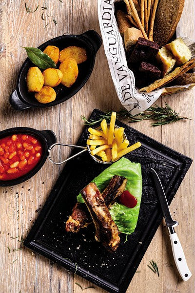 Black Bread Plate L684