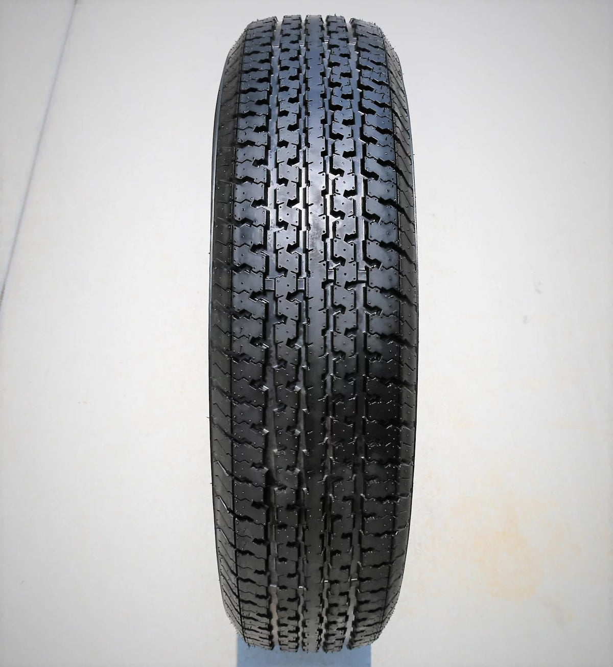 Trailer Tire ST205/75R15 111L LRE 10PLY L199