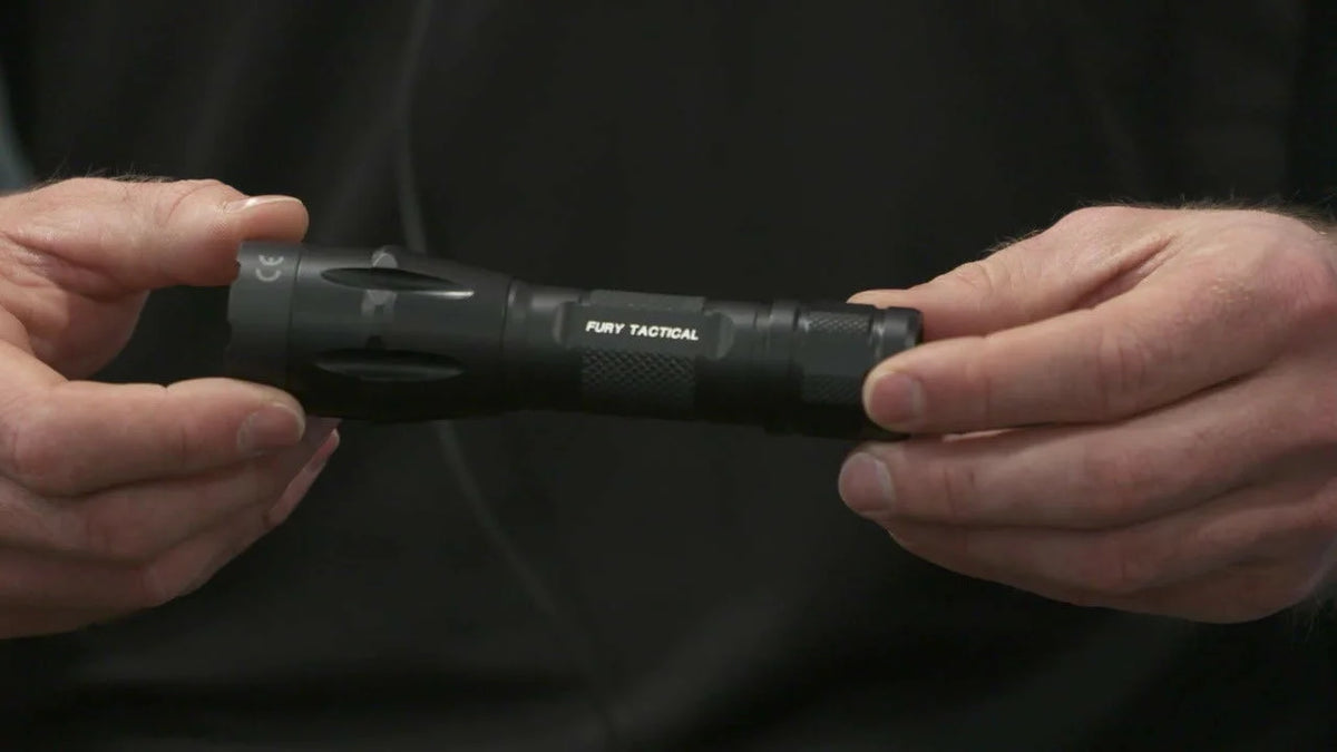 Dual Fuel LED Tactical Flashlight with 2 Extra CR123 R1571