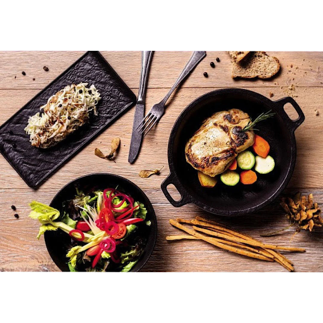 Black Bread Plate L684