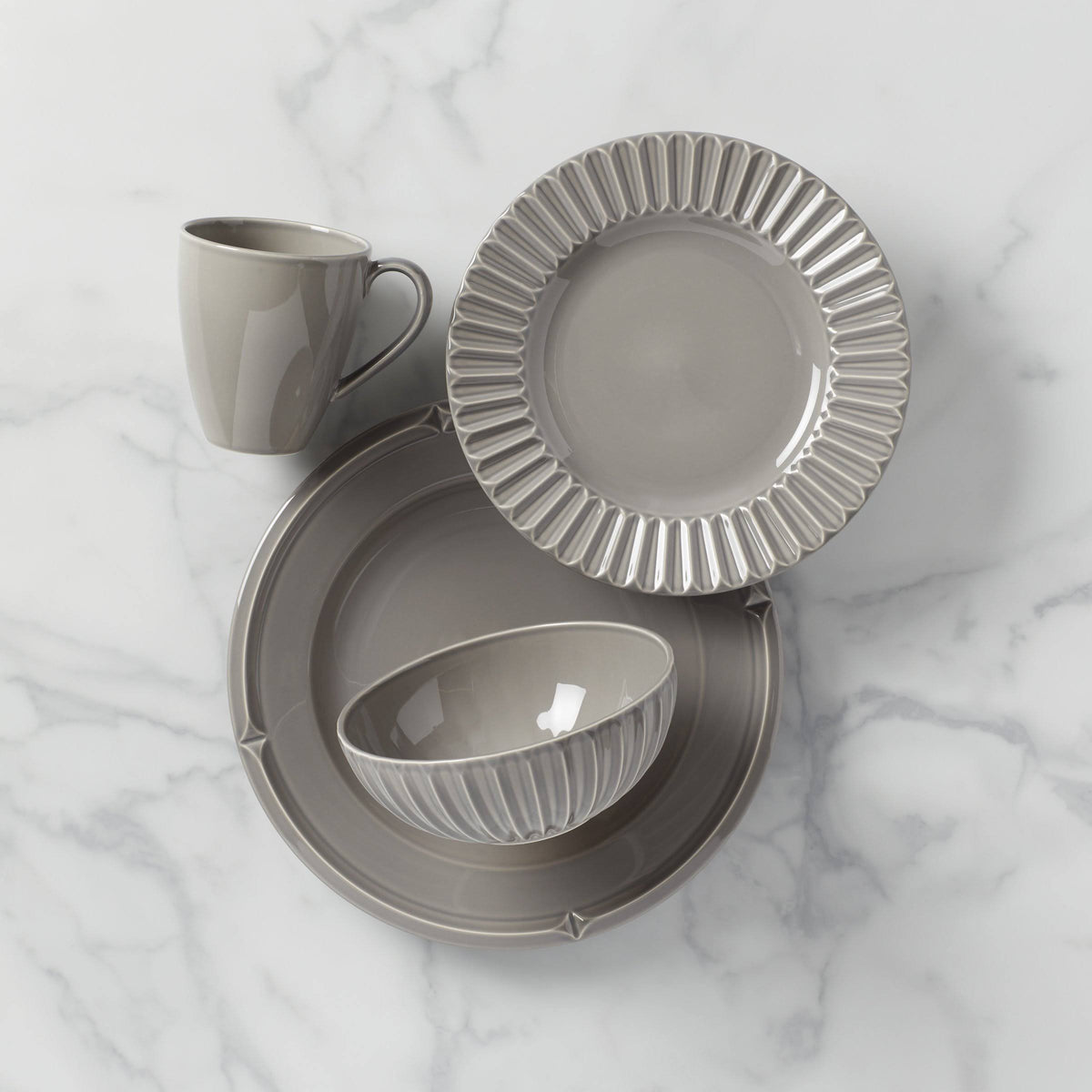 Cream 4-Piece Place Setting L5231