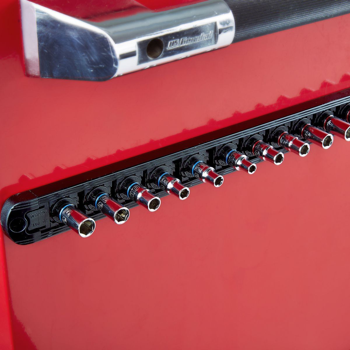 1/4 in. Magnetic Socket Rail with Twist Lock I1806