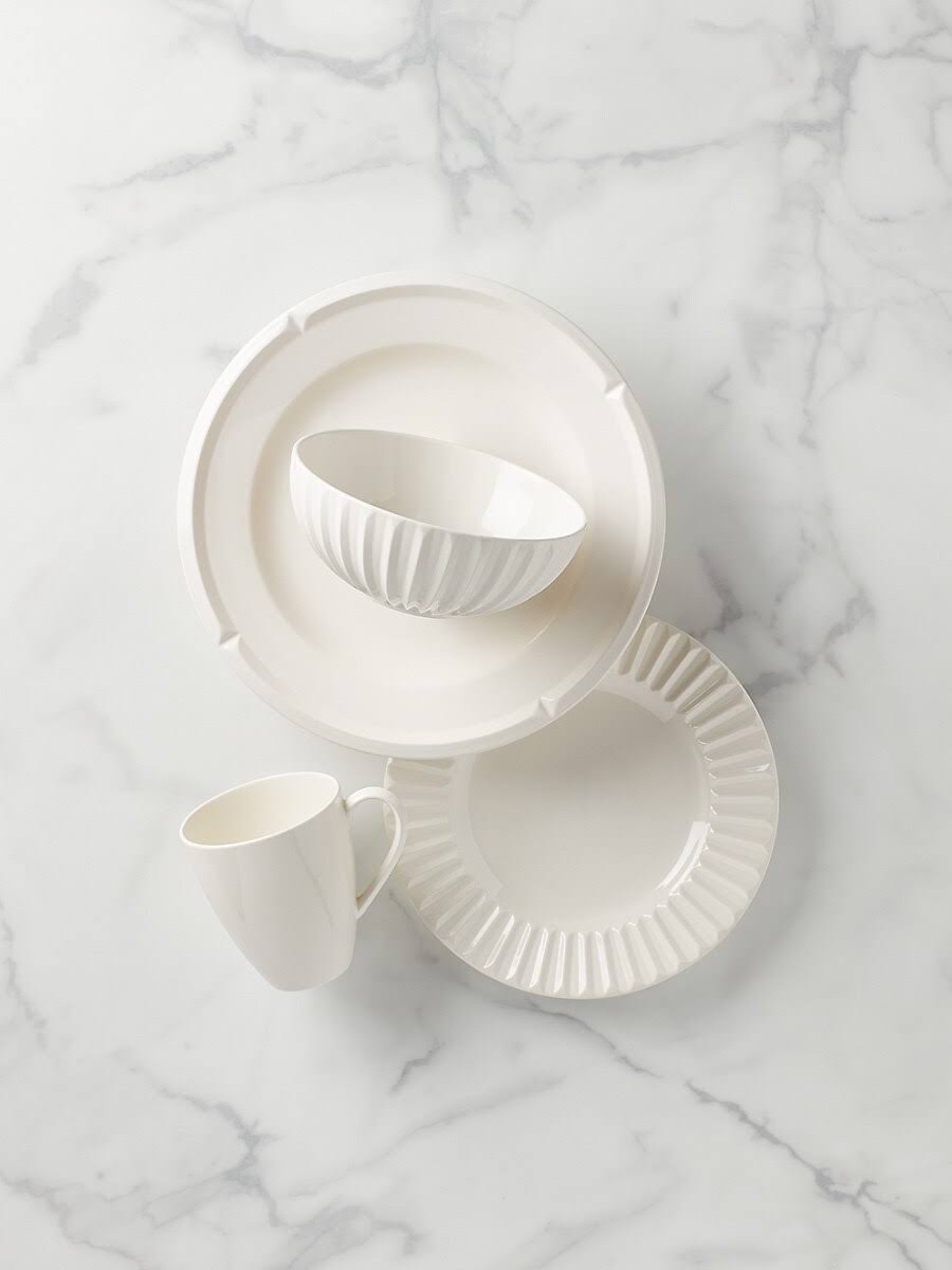 Cream 4-Piece Place Setting L5231